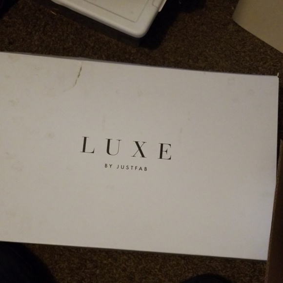 WOMENS LUXE BY JUSTFAB NEW HEELS BOOTS 6.5 - Picture 6 of 7